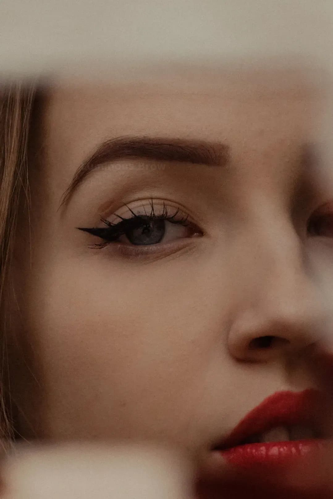Luminous Brow 10
